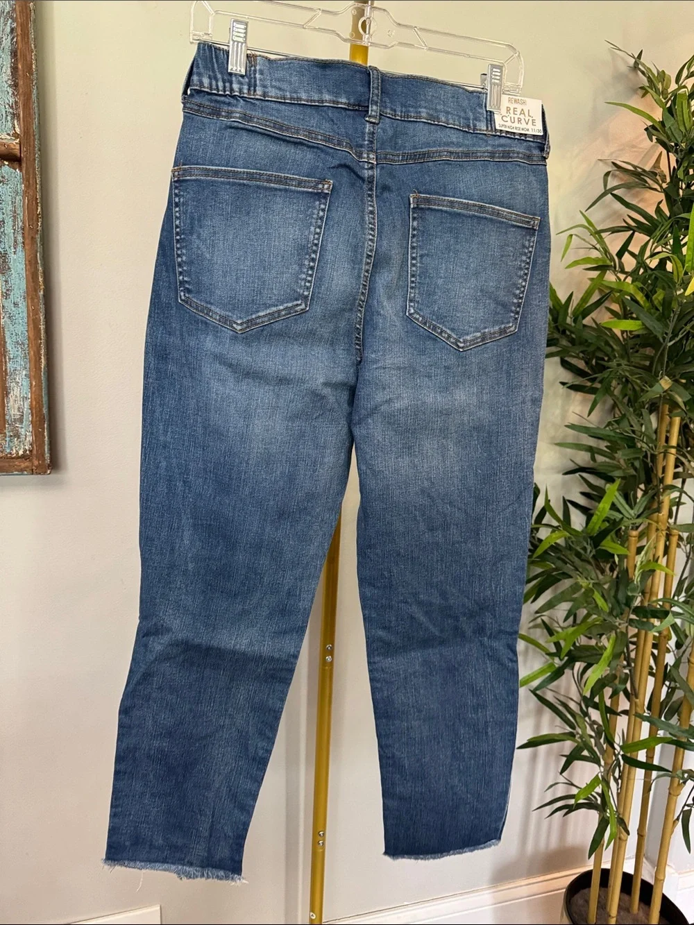 Rewash Medium Blue High-Rise Cropped Straight Jeans NWT 11